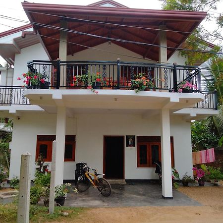 Villa Chaya Hikkaduwa Dış mekan fotoğraf